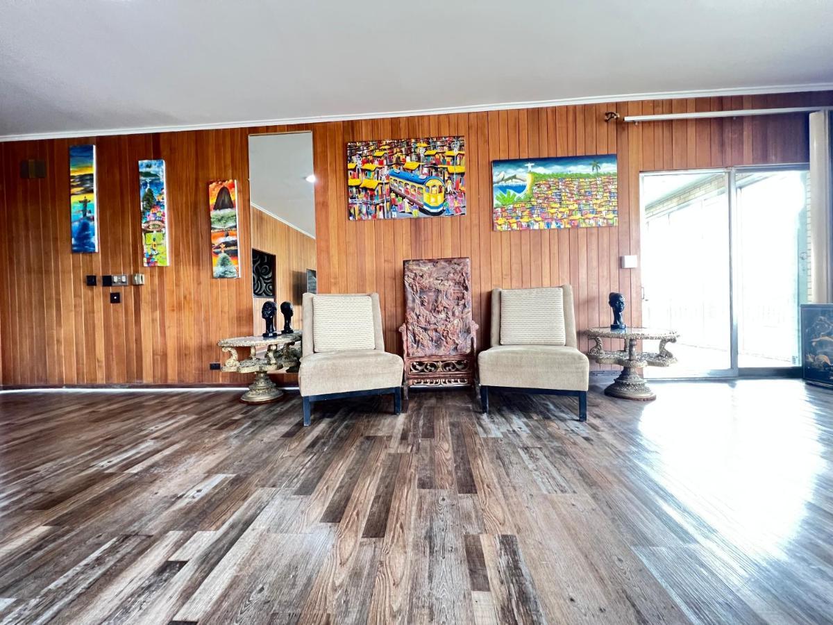 Pill Hill Mansion Hostel Чикаго Екстериор снимка