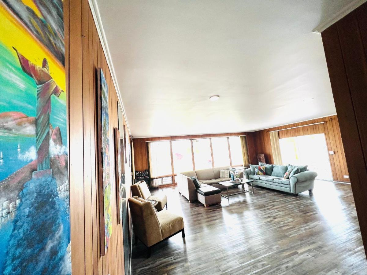 Pill Hill Mansion Hostel Чикаго Екстериор снимка